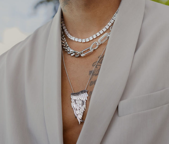 “BIG WING” worn by TYLA