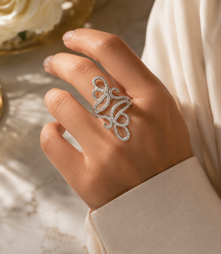 Bague Arabesque Pavée – Cristaux Étincelants