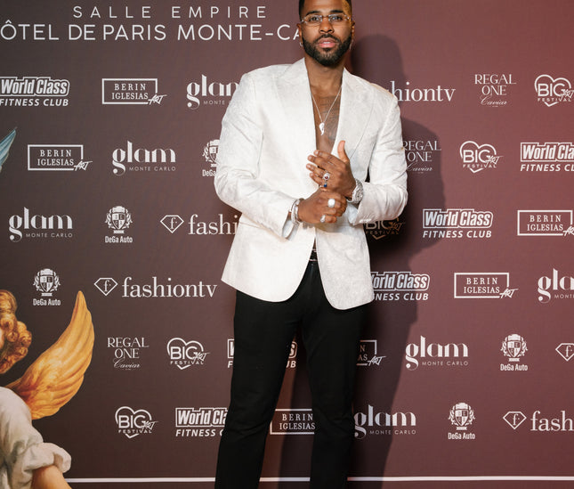 Pendentif 'IMAMIAH' worn by JASON DERULO