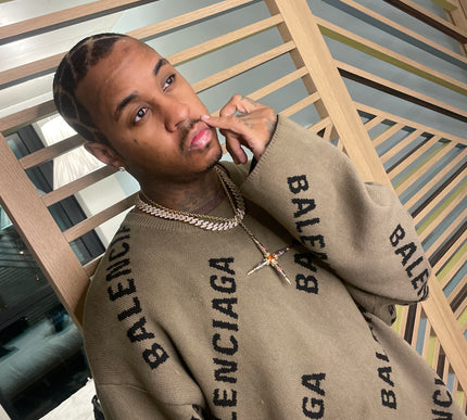 Bague 'OWLITE' worn by JEREMIH