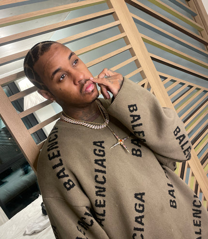 Bague 'OWLITE' worn by JEREMIH