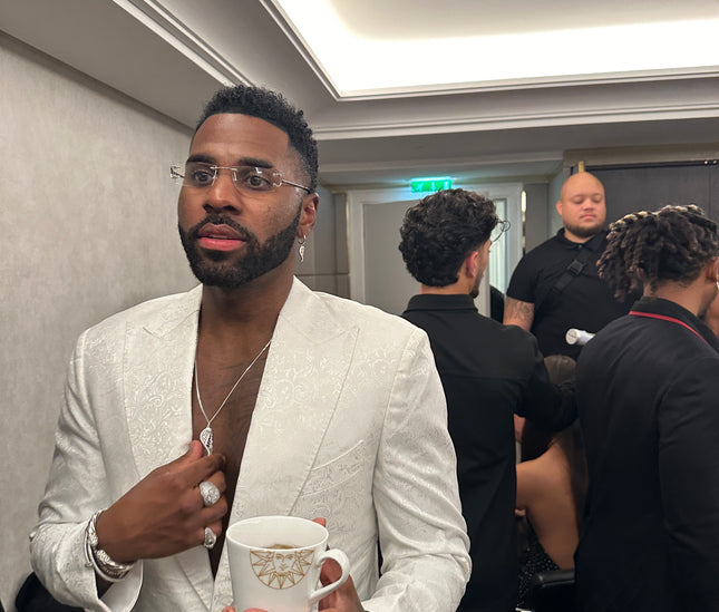 Pendentif 'IMAMIAH' worn by JASON DERULO