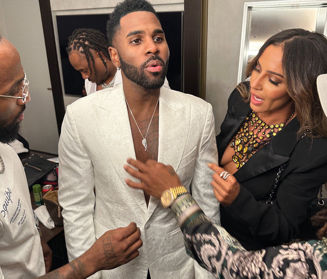 Pendentif 'IMAMIAH' worn by JASON DERULO