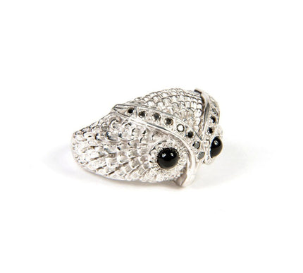 Bague 'OWLITE' worn by JEREMIH
